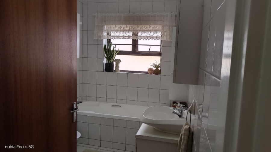 4 Bedroom Property for Sale in Ferreira Town Eastern Cape